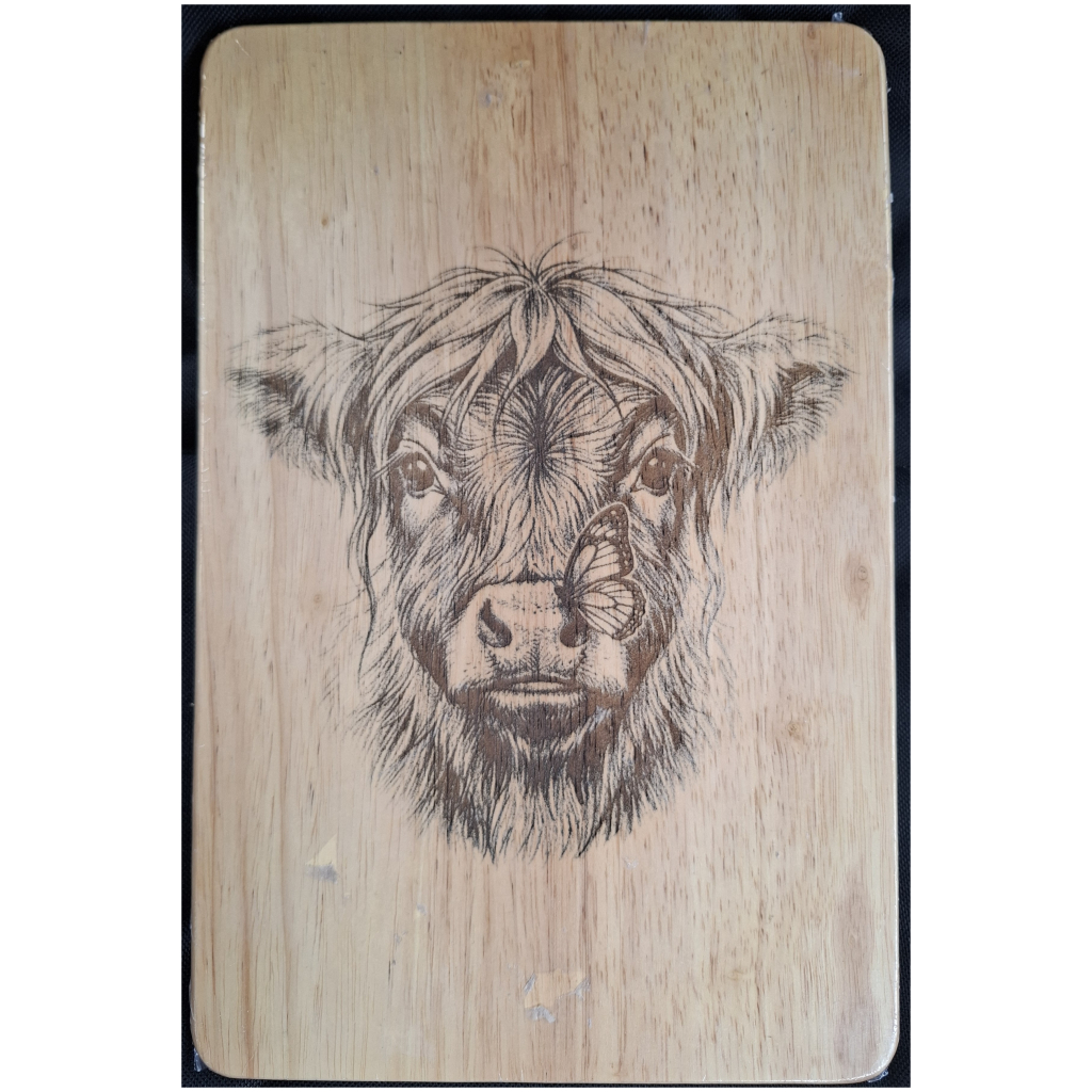 Highland Cow Chopping Board – Rustic Cow Kitchen Gift, Engraved Wooden Serving & Cutting Board, Highland Cattle Home Décor